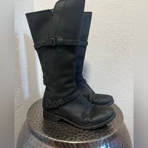 Weatherproof leather Teva boots sz 7.5